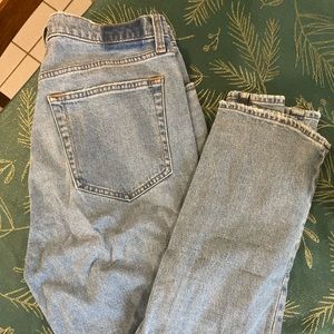 Abercrombie 90s Slim Straight Jeans (size 31s)